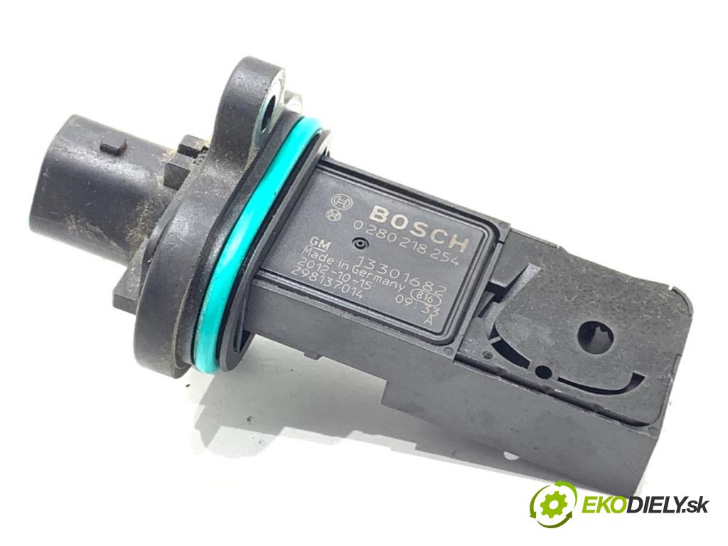 OPEL ASTRA J liftback 2012 103 kW 1.4 Turbo (68) 1364 Váha vzduchu 13301682 (Váha vzduchu)