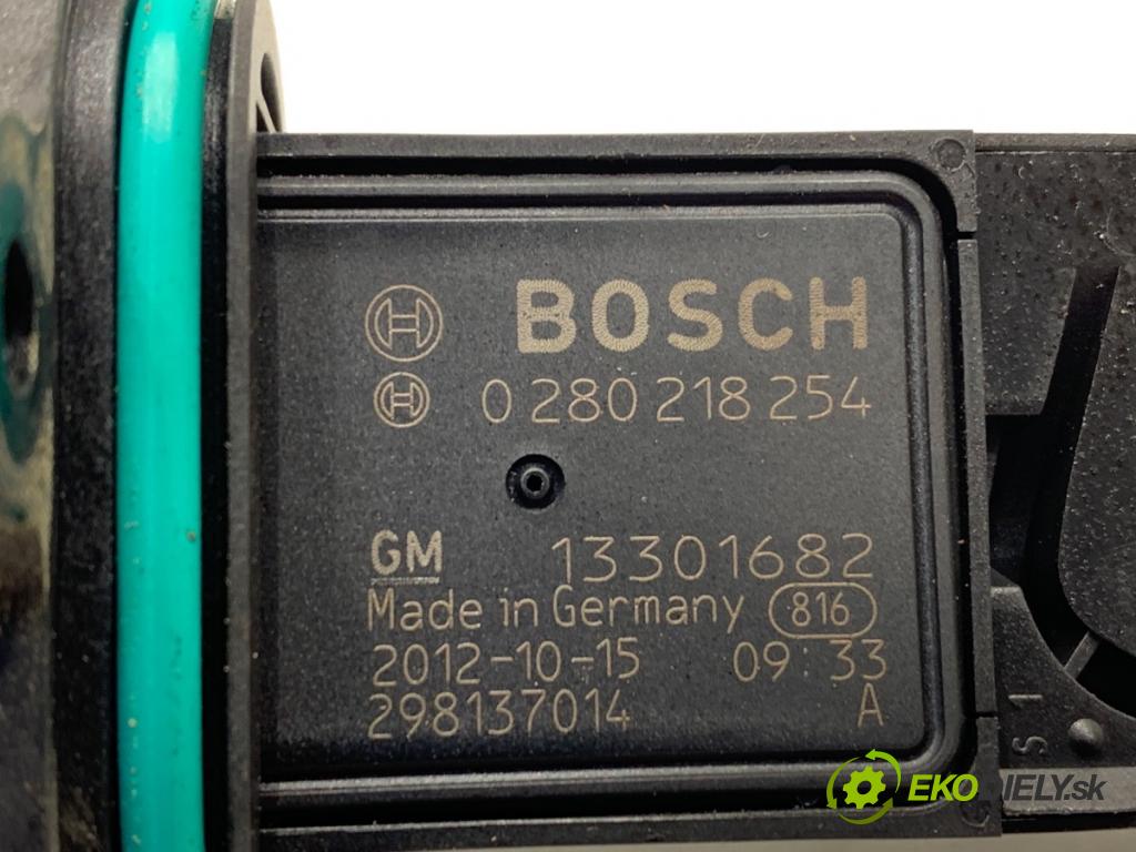 OPEL ASTRA J liftback 2012 103 kW 1.4 Turbo (68) 1364 Váha vzduchu 13301682 (Váha vzduchu)