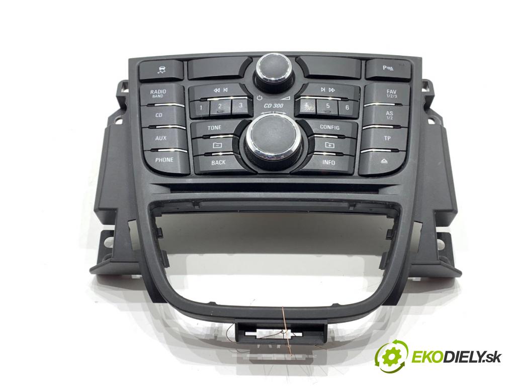 OPEL ASTRA J liftback 2012 103 kW 1.4 Turbo (68) 1364 Panel ovládania radia 13360090 (Prepínacie páčky pod volantom)
