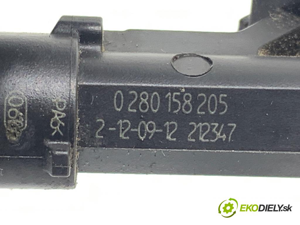 OPEL ASTRA J liftback 2012 103 kW 1.4 Turbo (68) 1364 Lišta vstrekovacia 0280158205 (Vstrekovacia lišta)