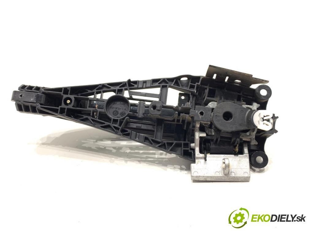 OPEL ASTRA J liftback 2012 103 kW 1.4 Turbo (68) 1364 Kľučka vonkajšia ľavy predný