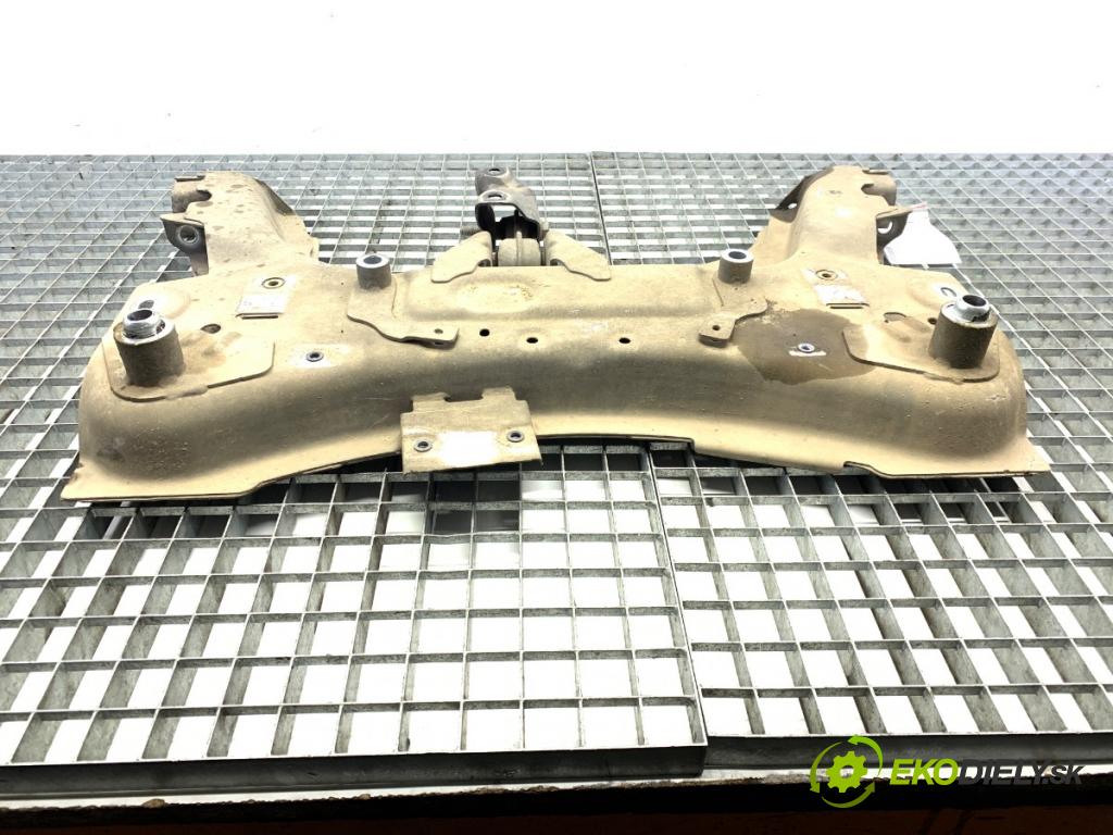 RENAULT CAPTUR I liftback 2017 66 kW 0.9 TCe 90 898 výztuha pod motor 544011380R (Přední výztuha)