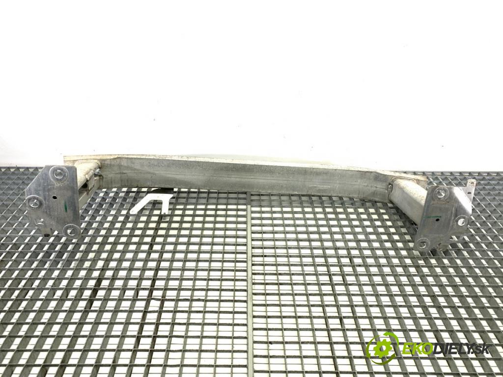 RENAULT CAPTUR I liftback 2017 66 kW 0.9 TCe 90 898 výztuha nárazníka přední část  (Přední výztuha)