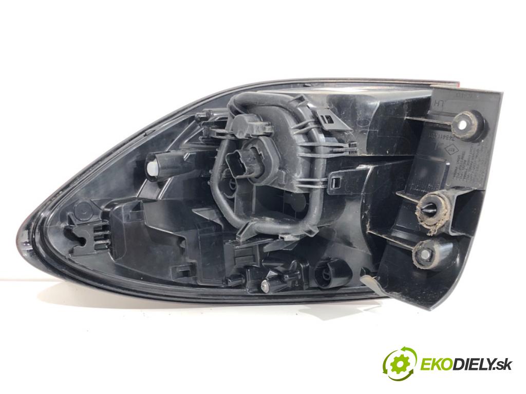 RENAULT CAPTUR I liftback 2017 66 kW 0.9 TCe 90 898 Svetlo ľavy zad 265557849R