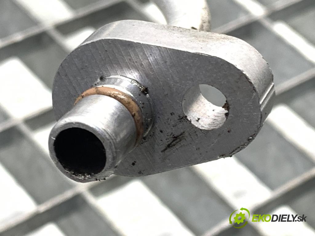 RENAULT CAPTUR I liftback 2017 66 kW 0.9 TCe 90 898 rúrka klimatizácie 924404971R (Rúrka klimatizácie)