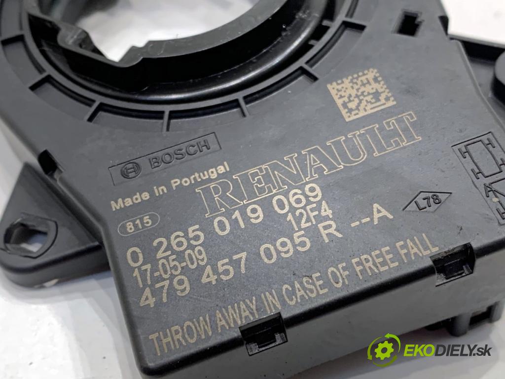 RENAULT CAPTUR I liftback 2017 66 kW 0.9 TCe 90 898 kroužek slimák airbag 479457095R (Airbag)