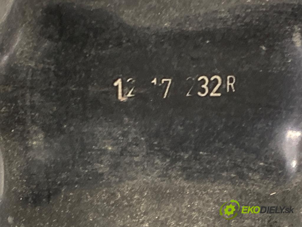 RENAULT CAPTUR I liftback 2017 66 kW 0.9 TCe 90 898 výztuha nárazníka zadní část  (Zadní výztuha)