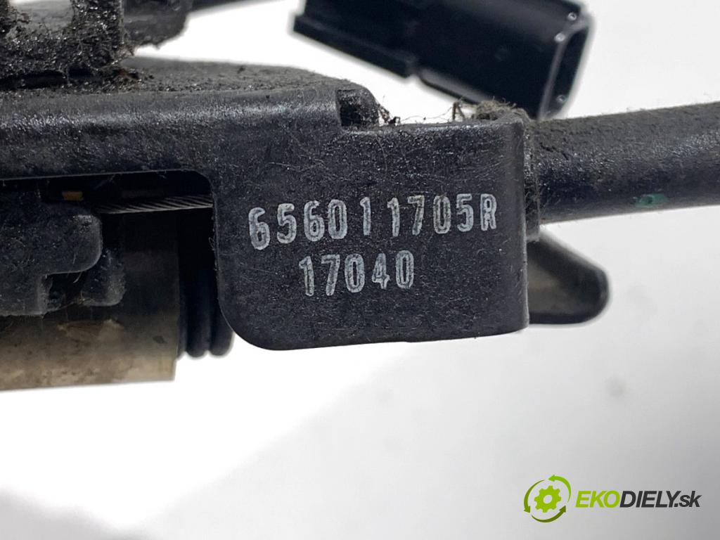 RENAULT CAPTUR I liftback 2017 66 kW 0.9 TCe 90 898 zámok kapoty predný 656011705R