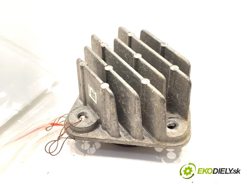 RENAULT CAPTUR I liftback 2017 66 kW 0.9 TCe 90 898 Modul LED 2010720519