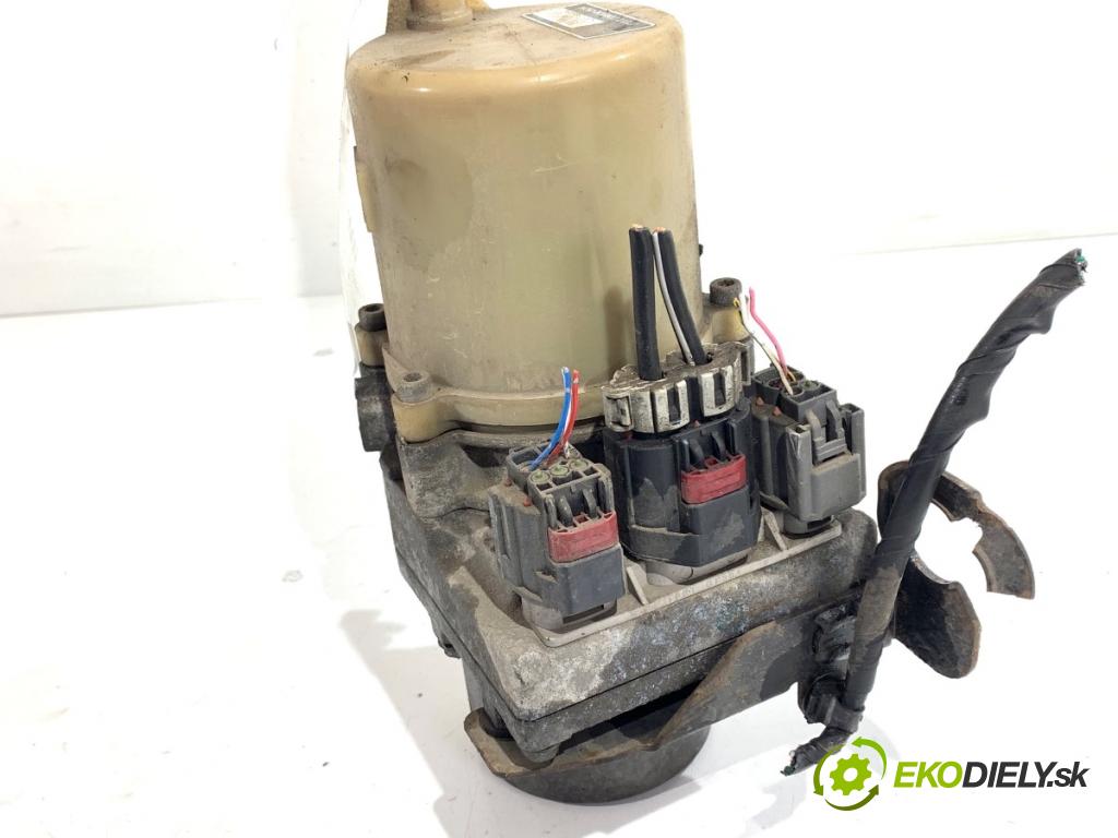 MAZDA 5 II nadwozie wielkoprzestrzenne (MPV) 2007 85 kW 1.8 (CR19) 1798 pumpa servočerpadlo  (Servočerpadlo)