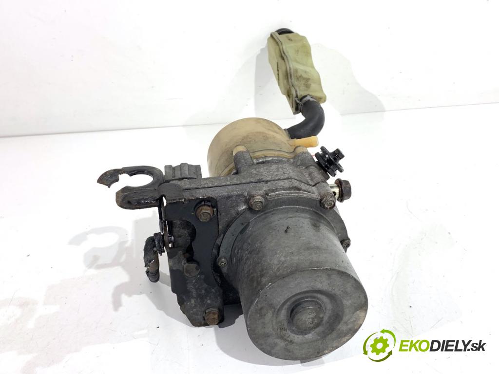 MAZDA 5 II nadwozie wielkoprzestrzenne (MPV) 2007 85 kW 1.8 (CR19) 1798 pumpa servočerpadlo  (Servočerpadlo)