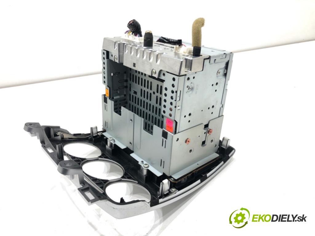 MAZDA 5 II nadwozie wielkoprzestrzenne (MPV) 2007 85 kW 1.8 (CR19) 1798 RADIO CC6079EG0 (Audio zariadenie)