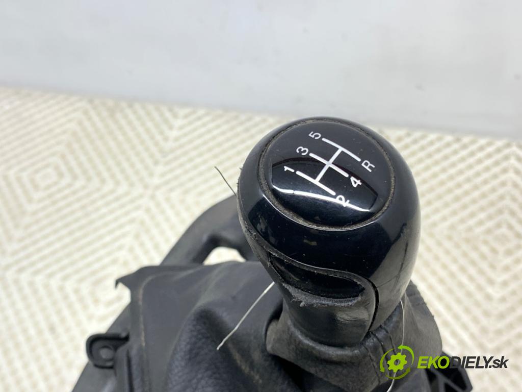 MAZDA 5 II nadwozie wielkoprzestrzenne (MPV) 2007 85 kW 1.8 (CR19) 1798 Kulisa  (Rýchlostná páka (kulisa))