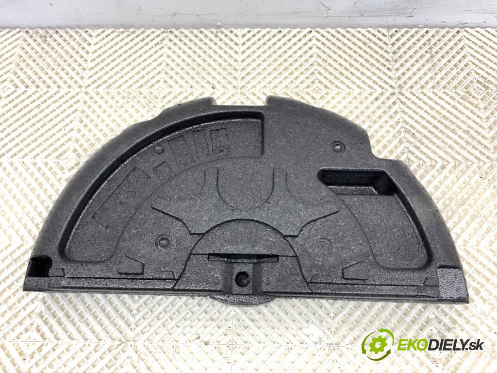 RENAULT LAGUNA III Kombi 2008 81 kW 1.5 dCi (KT0A, KT0R, KT02) 1461 Súprava náradia 995040008R