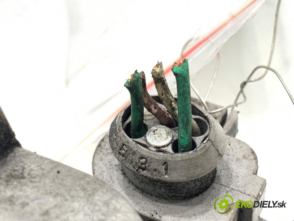 RENAULT LAGUNA III Kombi 2008 81 kW 1.5 dCi (KT0A, KT0R, KT02) 1461 Škrtiaca klapka 8200302798F (Škrtiaca klapka)