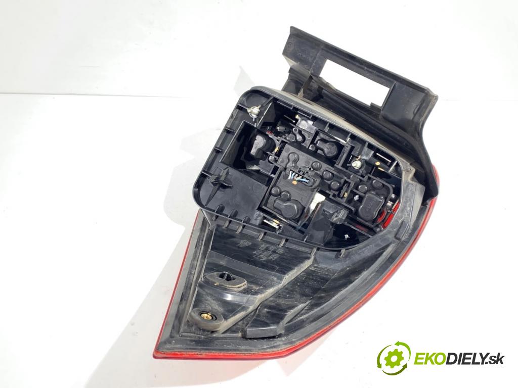 RENAULT LAGUNA III Kombi 2008 81 kW 1.5 dCi (KT0A, KT0R, KT02) 1461 Svetlo ľavy zad