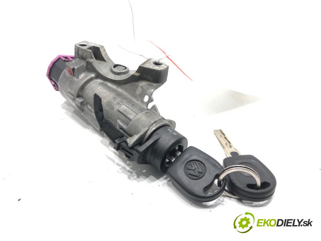 VW GOLF IV liftback 2002 55 kW 1.4 16V 1390 spinačka 4B0905851C (Spínacia skrinka)