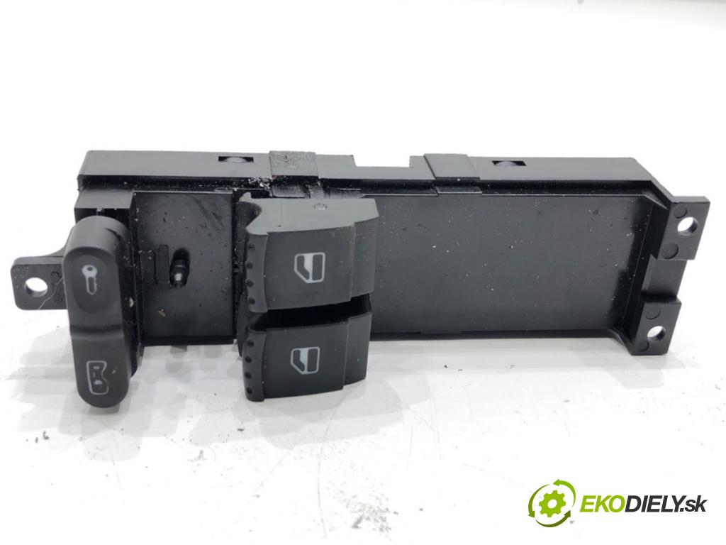 VW GOLF IV liftback 2002 55 kW 1.4 16V 1390 Prepínač okien  (Prepínacie páčky pod volantom)