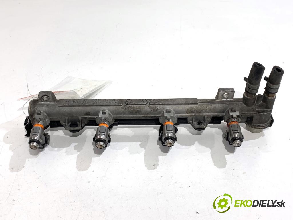 VW GOLF IV liftback 2002 55 kW 1.4 16V 1390 Lišta vstrekovacia 036133319 (Vstrekovacia lišta)