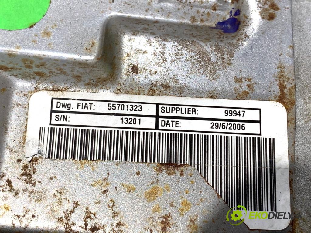 FIAT GRANDE PUNTO liftback 2005 55 kW 1.3 D Multijet 1248 pumpa servočerpadlo 26117861 (Servočerpadlo)