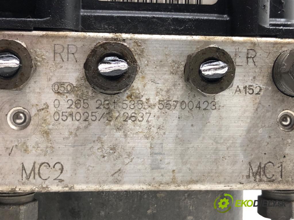 FIAT GRANDE PUNTO liftback 2005 55 kW 1.3 D Multijet 1248 Pumpa ABS 55700423 (Pumpa ABS)