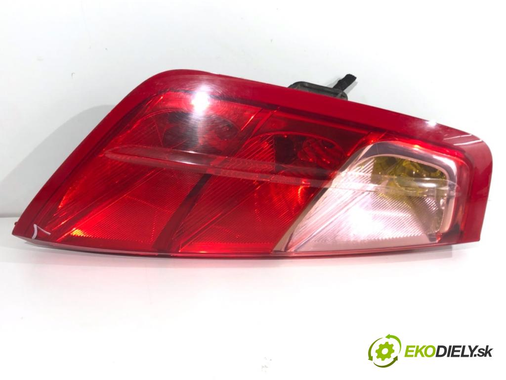 FIAT GRANDE PUNTO liftback 2005 55 kW 1.3 D Multijet 1248 Svetlo ľavy zad 