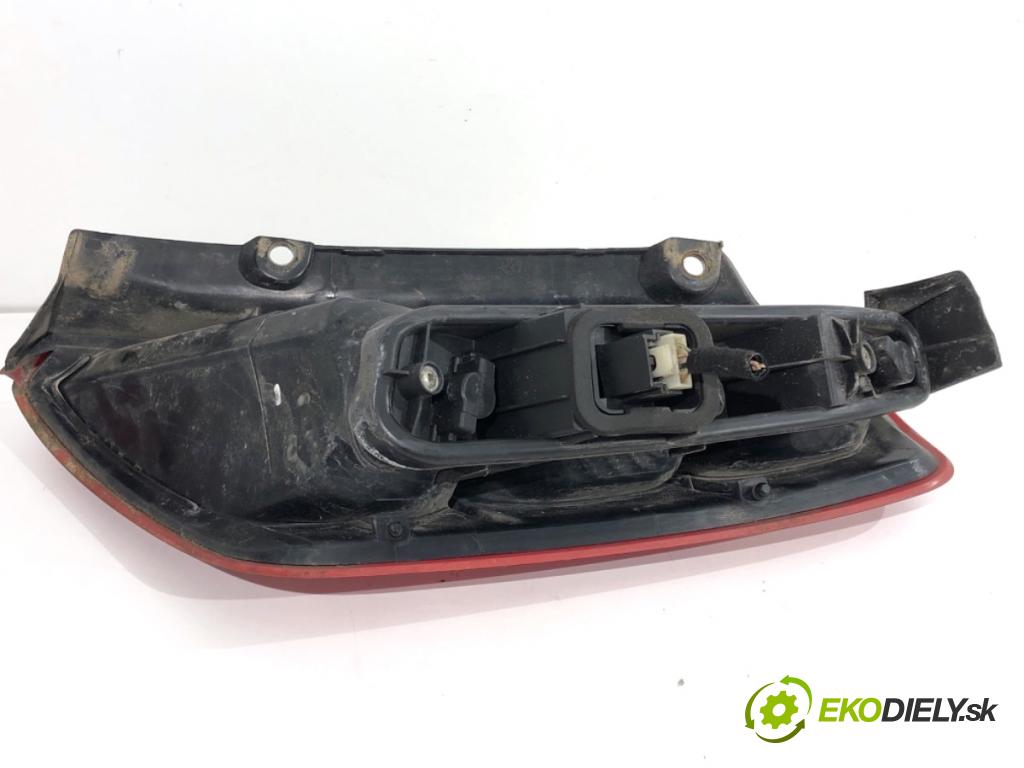 FIAT GRANDE PUNTO liftback 2005 55 kW 1.3 D Multijet 1248 Svetlo ľavy zad