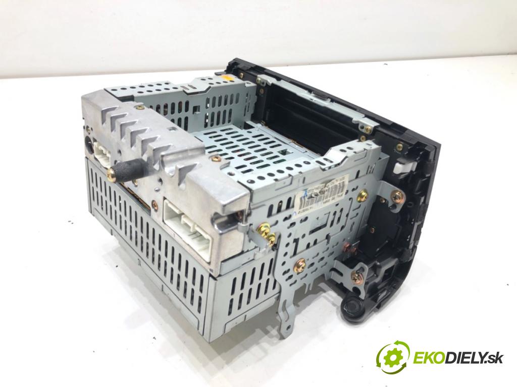 MAZDA 3 BK sedan 2006 77 kW 1.6 (BK12) 1598 RADIO BP4L66950A (Audio zariadenie)