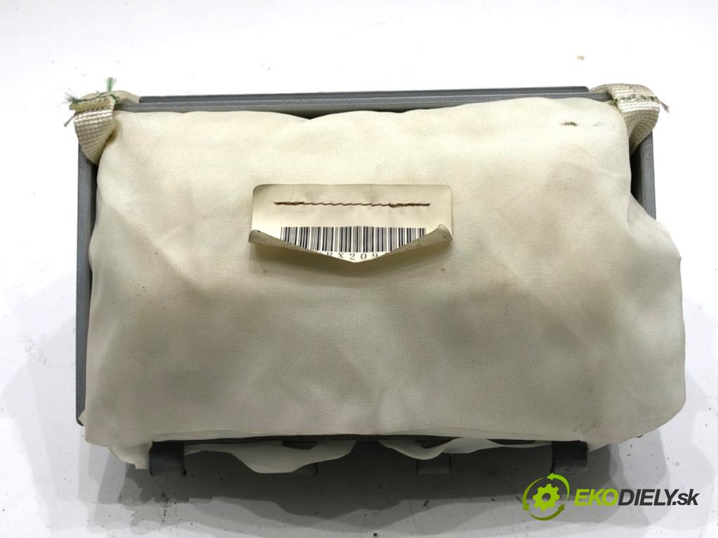 MAZDA 3 BK sedan 2006 77 kW 1.6 (BK12) 1598 AirBag spolujezdce  (Airbag)