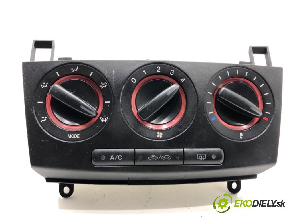 MAZDA 3 BK sedan 2006 77 kW 1.6 (BK12) 1598 Panel ovládania kúrenia  (Prepínacie páčky pod volantom)