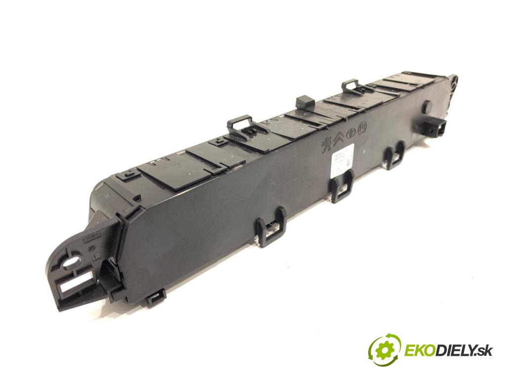 OPEL VIVARO C Autobus 2022 88 kW 1.5 1499 Panel ovládania kúrenia 98340416ZD (Prepínacie páčky pod volantom)