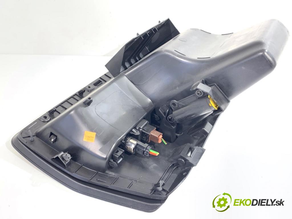 OPEL VIVARO C Autobus 2022 88 kW 1.5 1499 Priehradka, kastlík spolujazdca  (Priehradka (kastlík))