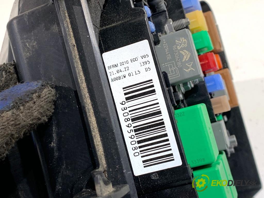 OPEL VIVARO C Autobus 2022 88 kW 1.5 1499 Skrinka poistková 9808959080 (Poistková skrinka)