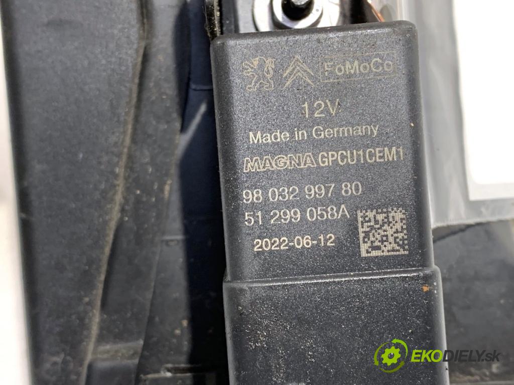 OPEL VIVARO C Autobus 2022 88 kW 1.5 1499 Skrinka poistková 9808959080 (Poistková skrinka)