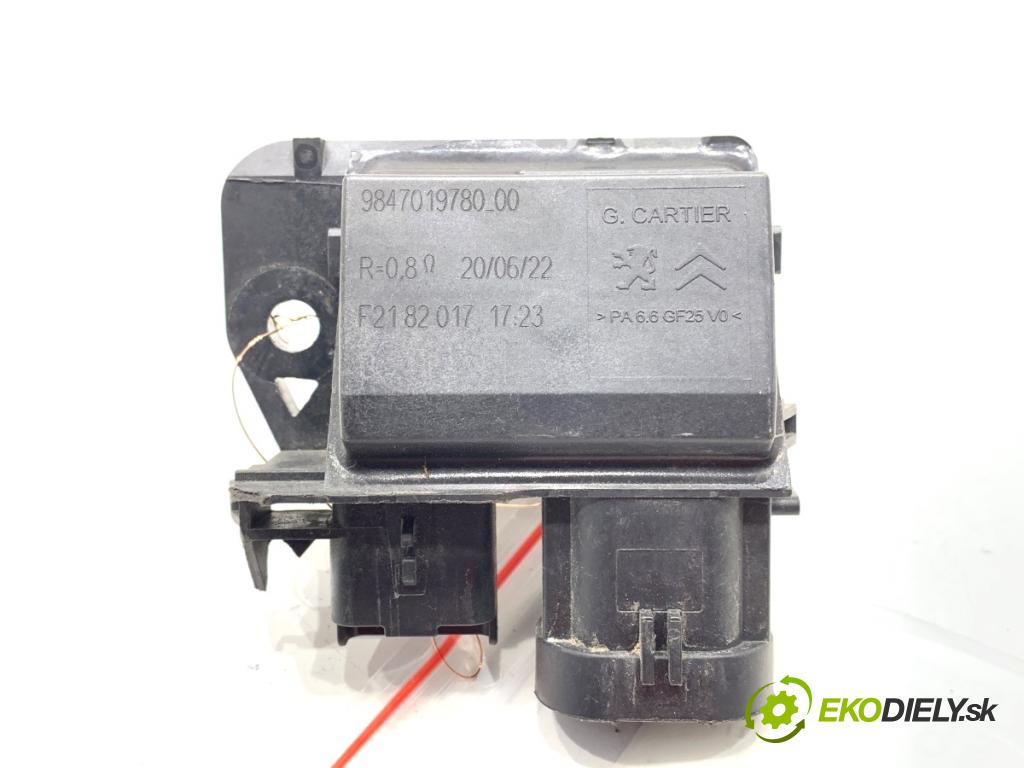 OPEL VIVARO C Autobus 2022 88 kW 1.5 1499 Odpor, rezistor ventilátora chladiča 9847019780