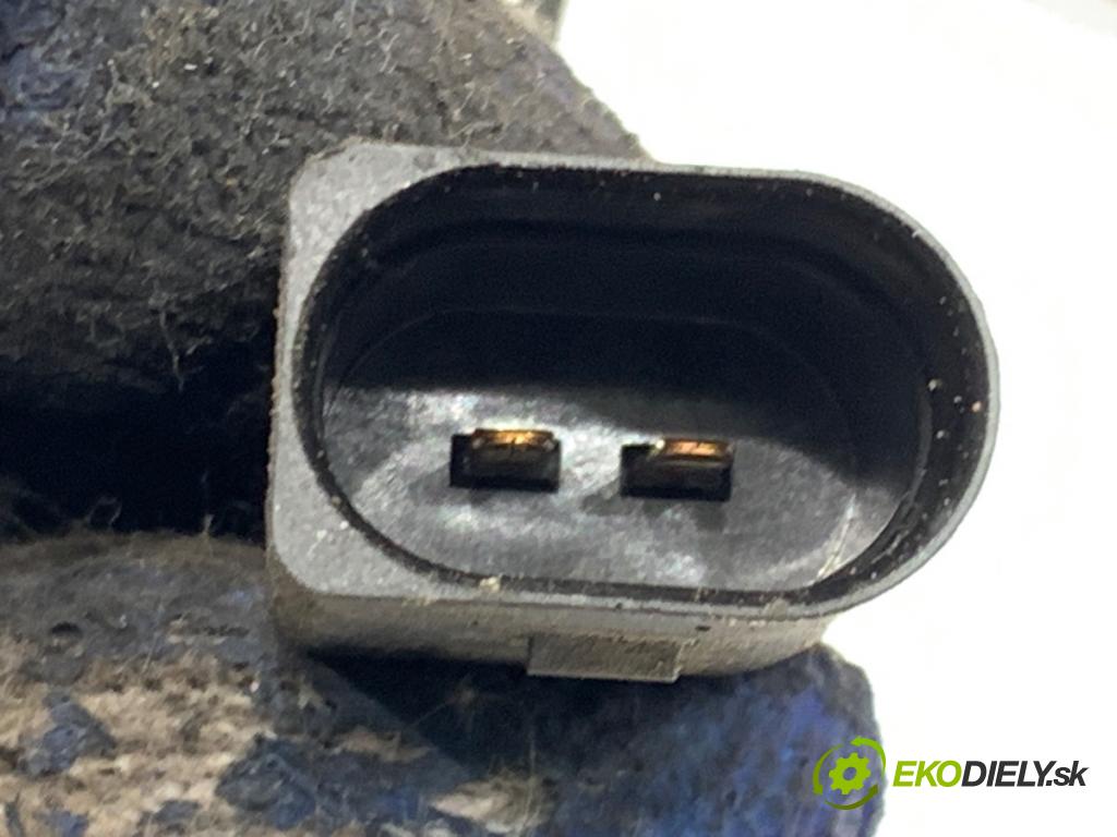 SKODA FABIA I Kombi 2003 47 kW 1.9 SDI 1896 Vstrekovacie ventily 028130203F