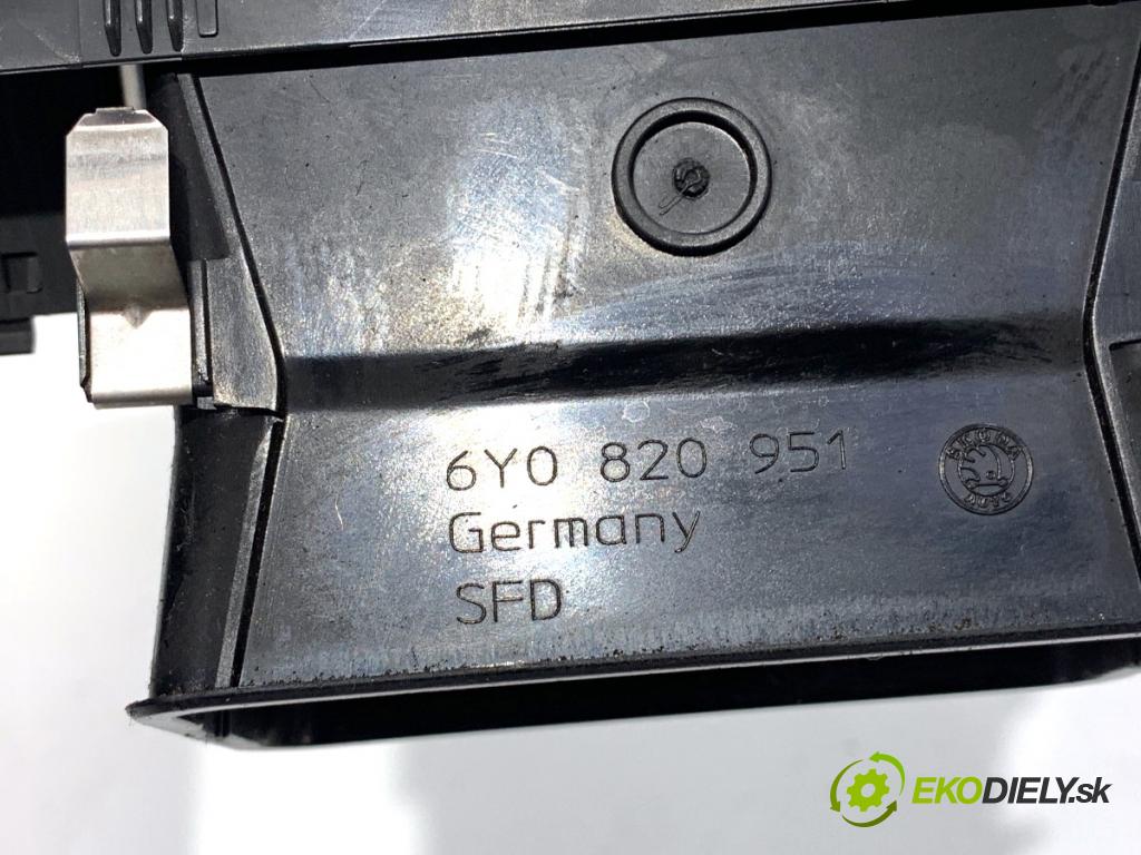 SKODA FABIA I Kombi 2003 47 kW 1.9 SDI 1896 Mriežky kúrenia predný 6Y0820951