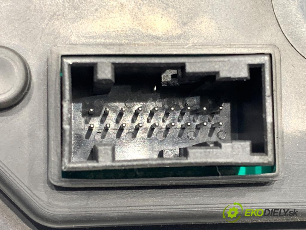 PEUGEOT 307 liftback 2005 80 kW 1.6 16V 1587 Prístrojovka P9654485080 (Prístrojová doska)