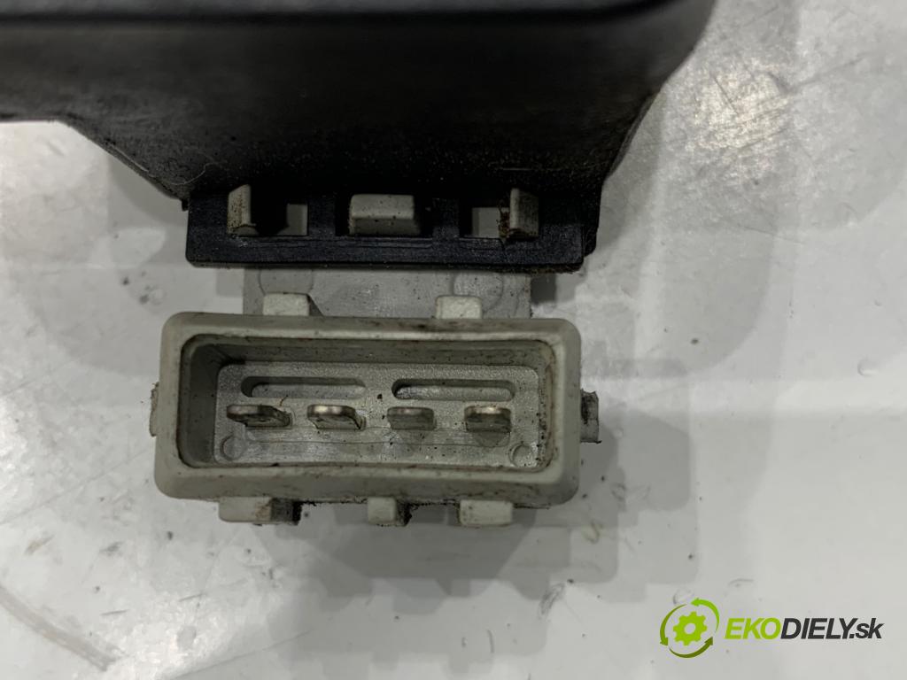 PEUGEOT 307 liftback 2005 80 kW 1.6 16V 1587 Cievka zapaľovacia (Zapaľovacia cievka)