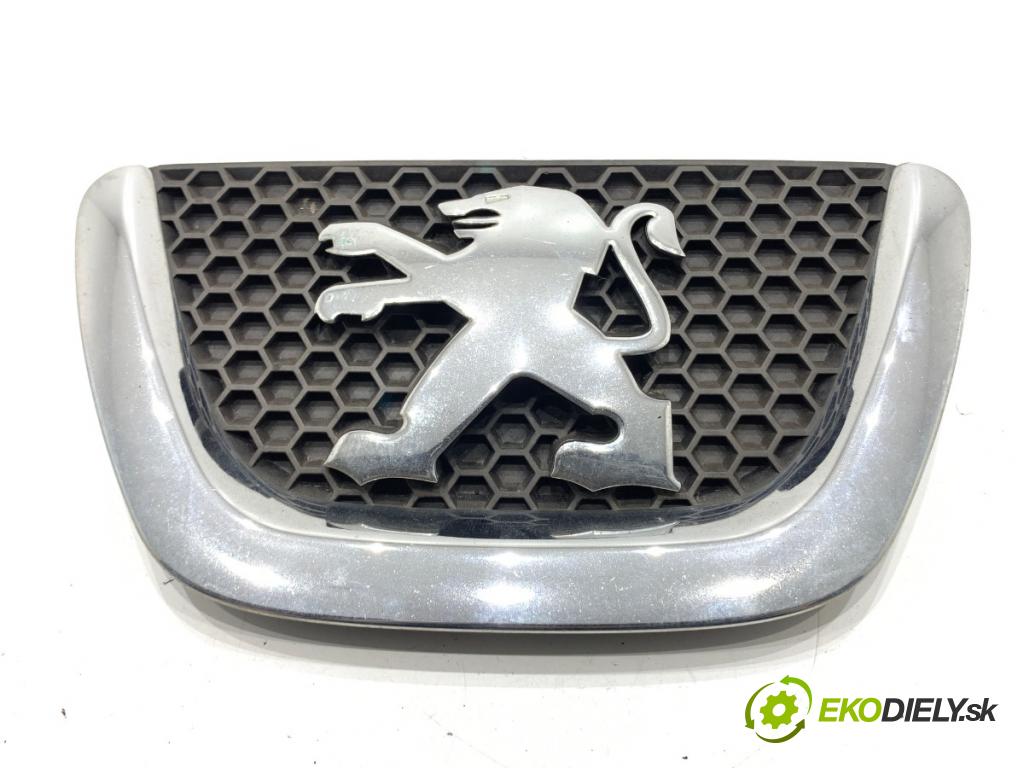 PEUGEOT 307 liftback 2005 80 kW 1.6 16V 1587 mřížka maska 9653466777 (Přední mřížka (maska chladiče))