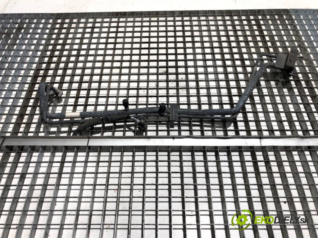 DAF XF Ciągnik siodłowy 2016 340 kW FT 460 340 kW [462 KM] olej napędowy 2012 - 2022 12900 rúrka klimatizace 1898070 (Trubka klimatizace)