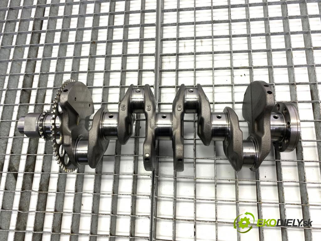 SUZUKI SX4 liftback 2021 95 kW 1.4 Hybrid (Mild Hybrid) (AKK 414) 1373 Kardaň, hriadeľ KLIKA:  (Blok motora ostatné)