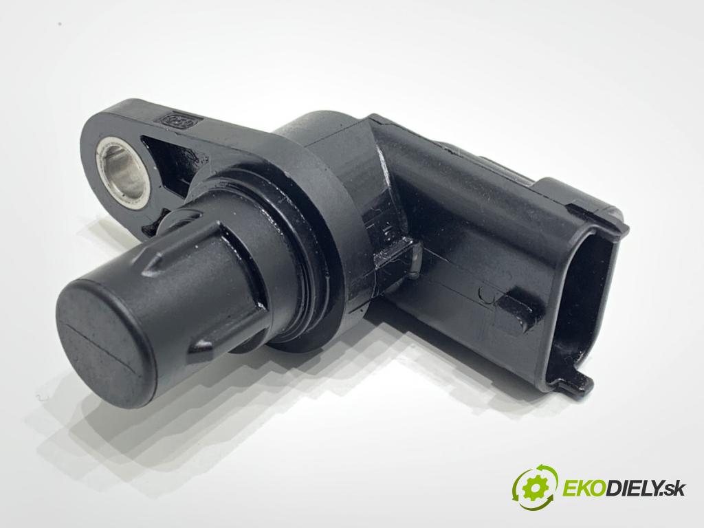 SUZUKI SX4 liftback 2021 95 kW 1.4 Hybrid (Mild Hybrid) (AKK 414) 1373 Snímač pozície vačkového hriadeľa 0232103148 (Snímač polohy kľukového hriadeľa)