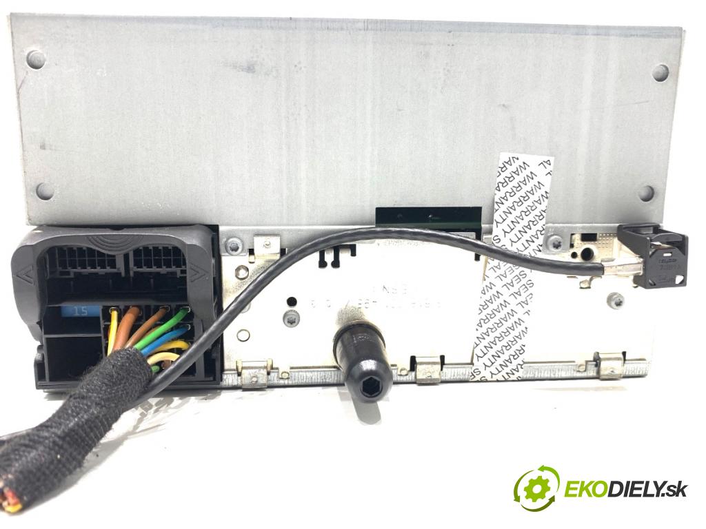 OPEL ZAFIRA B nadwozie wielkoprzestrzenne (MPV) 2006 88 kW 1.9 CDTI (M75) 1910 RADIO 13190856 (Audio zariadenie)