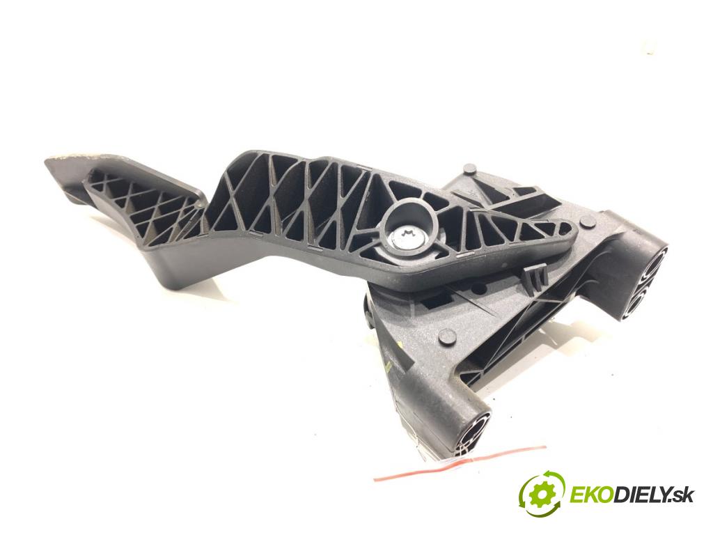 OPEL ZAFIRA B nadwozie wielkoprzestrzenne (MPV) 2006 88 kW 1.9 CDTI (M75) 1910 Potenciometer plynu 9202341 (Potenciometer plynového pedálu)