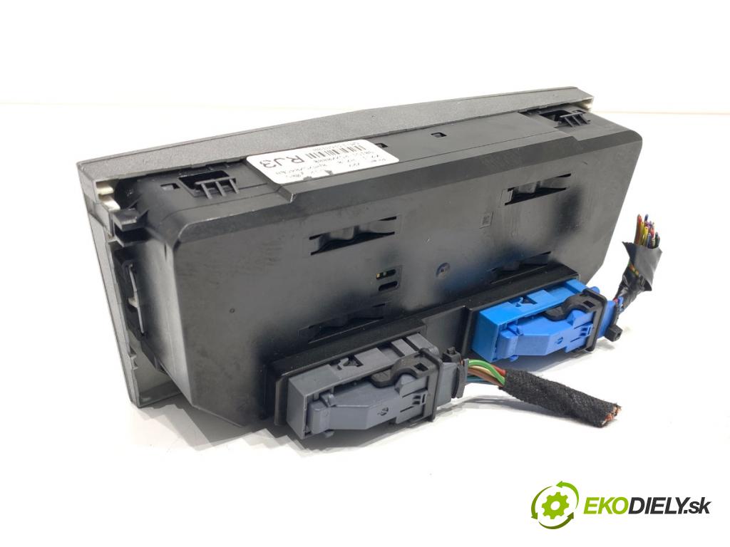 OPEL ZAFIRA B nadwozie wielkoprzestrzenne (MPV) 2006 88 kW 1.9 CDTI (M75) 1910 Panel ovládania kúrenia 13168100 (Prepínacie páčky pod volantom)