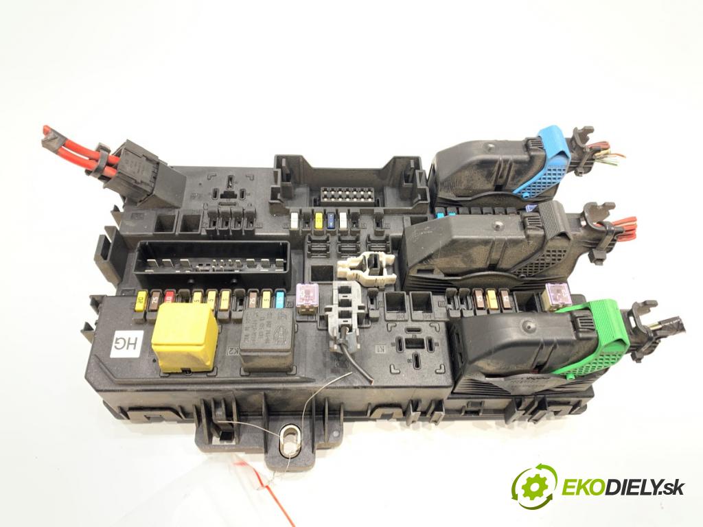 OPEL ZAFIRA B nadwozie wielkoprzestrzenne (MPV) 2006 88 kW 1.9 CDTI (M75) 1910 Modul BSI 13206759 (Poistková skrinka)