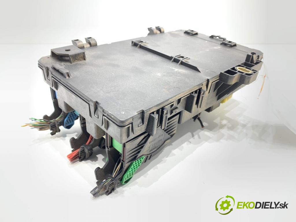 OPEL ZAFIRA B nadwozie wielkoprzestrzenne (MPV) 2006 88 kW 1.9 CDTI (M75) 1910 Modul BSI 13206759 (Poistková skrinka)