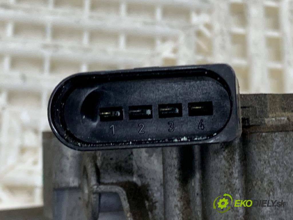 OPEL ZAFIRA B nadwozie wielkoprzestrzenne (MPV) 2006 88 kW 1.9 CDTI (M75) 1910 Mechanizmus stieračov predný 404976 (Motorček stieračov predný)