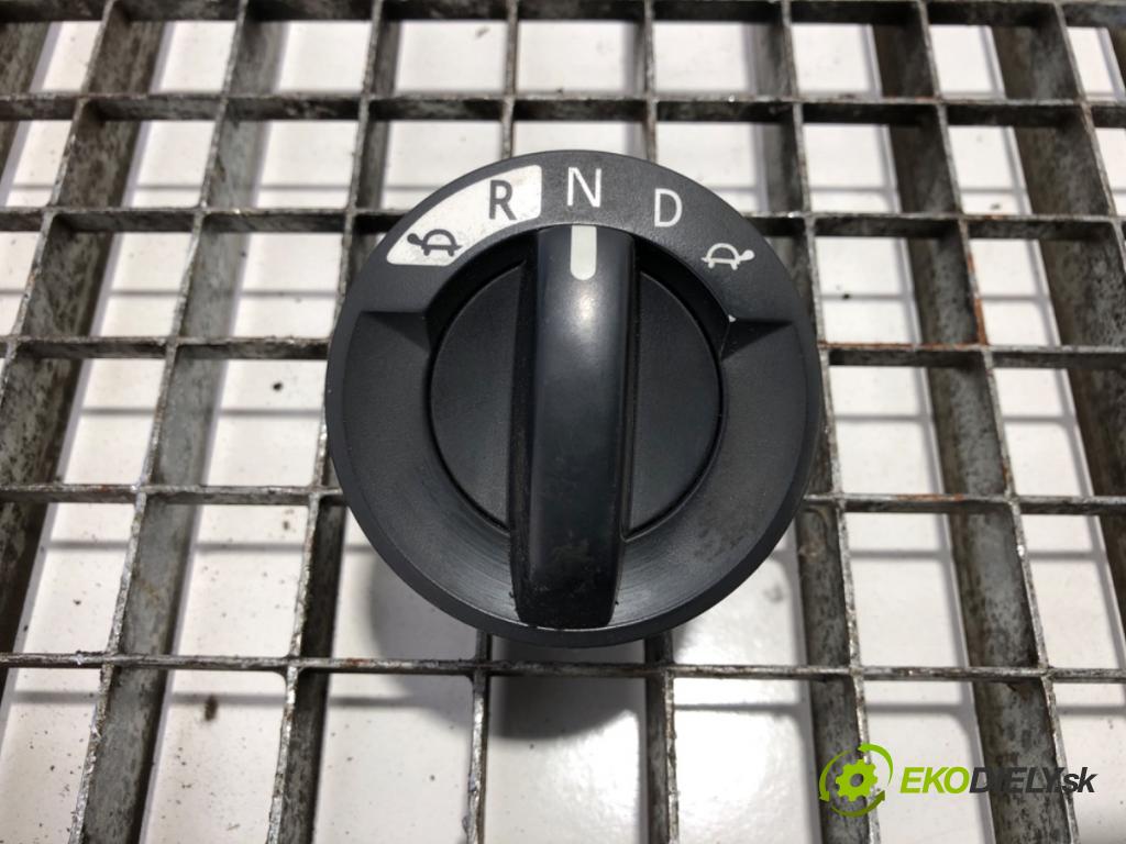 DAF XF Ciągnik siodłowy 2016 340 kW FT 460 340 kW [462 KM] olej napędowy 2012 - 2022 12900 Kulisa 10R036418 (Rýchlostná páka (kulisa))